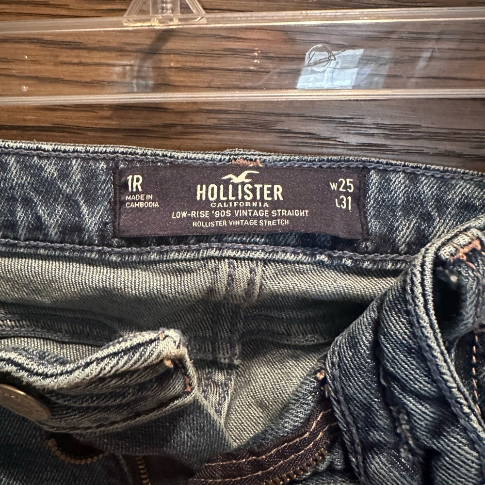 Hollister Distressed Dark Gray Skinny Jeans - Picture 2 of 3